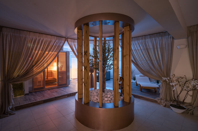 Park Hotel & Spa Ciliví Kültér fotó