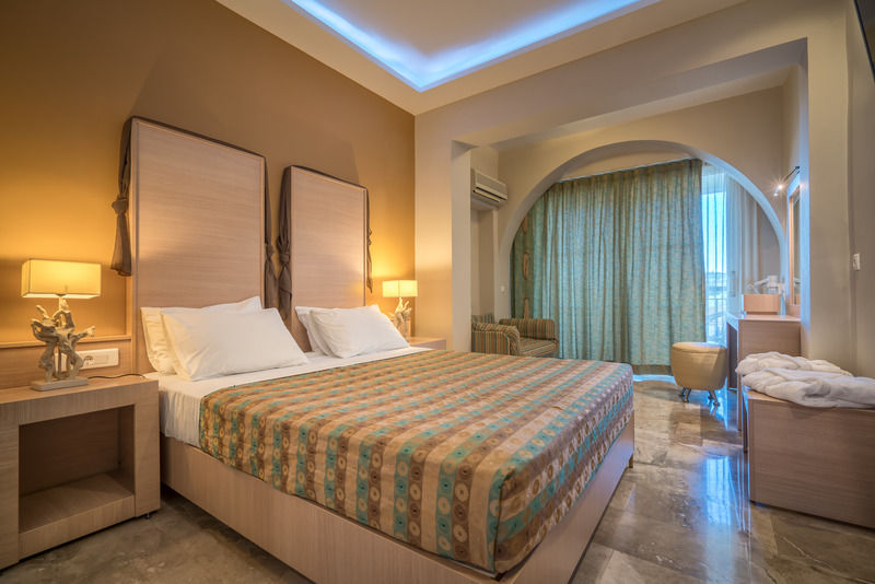 Park Hotel & Spa Ciliví Kültér fotó